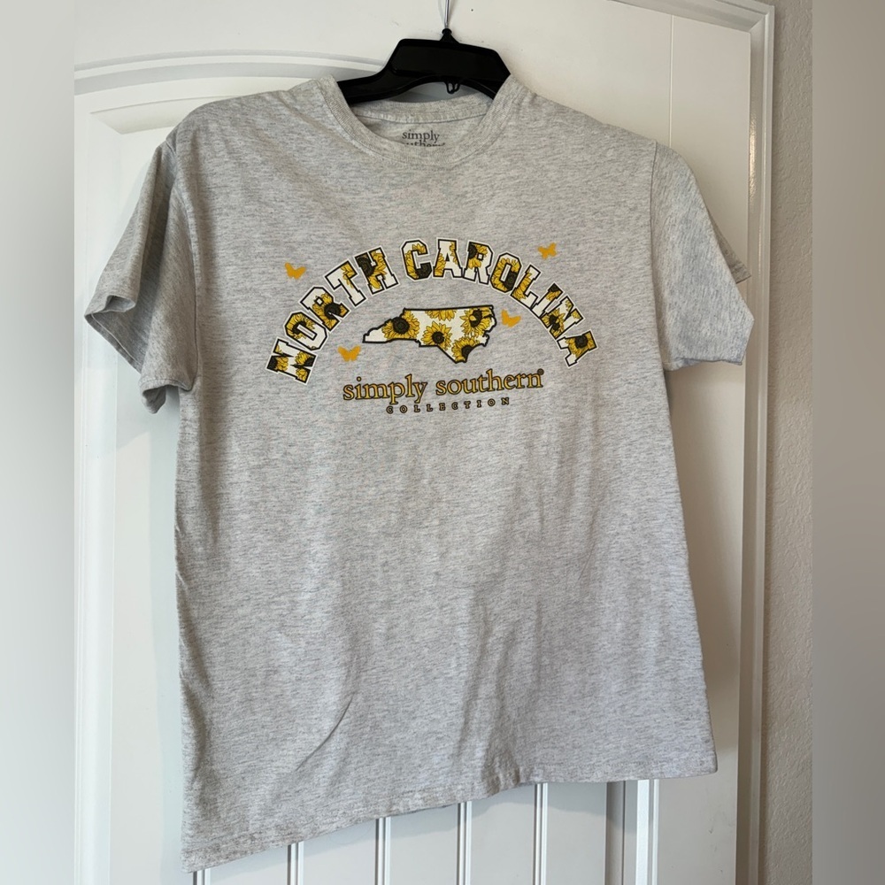 Simply Southern North Carolina Sunflower State Tee - Medium Graphic